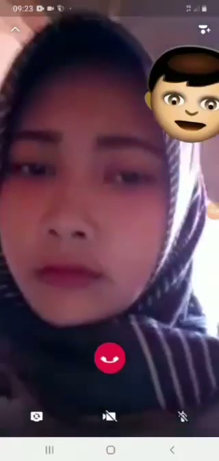 Tante hijab vcs sama selingkuhan 2 – DoodStream.mp4