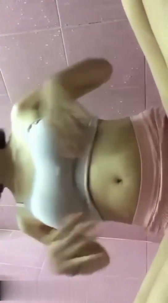 Putru ESEMAH si jilbab cantik jembut tipis 1