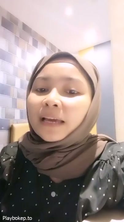 cewek jilbab bersama ayang ngewe live di oyo.mp4