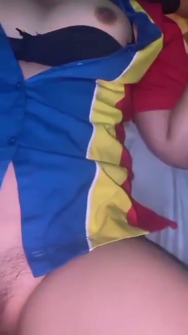 Baru banget pulang kerja, rumah sepi langsung ngewe